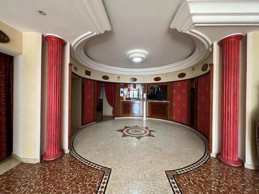 Hotel Tiffany Varcaturo Esterno foto